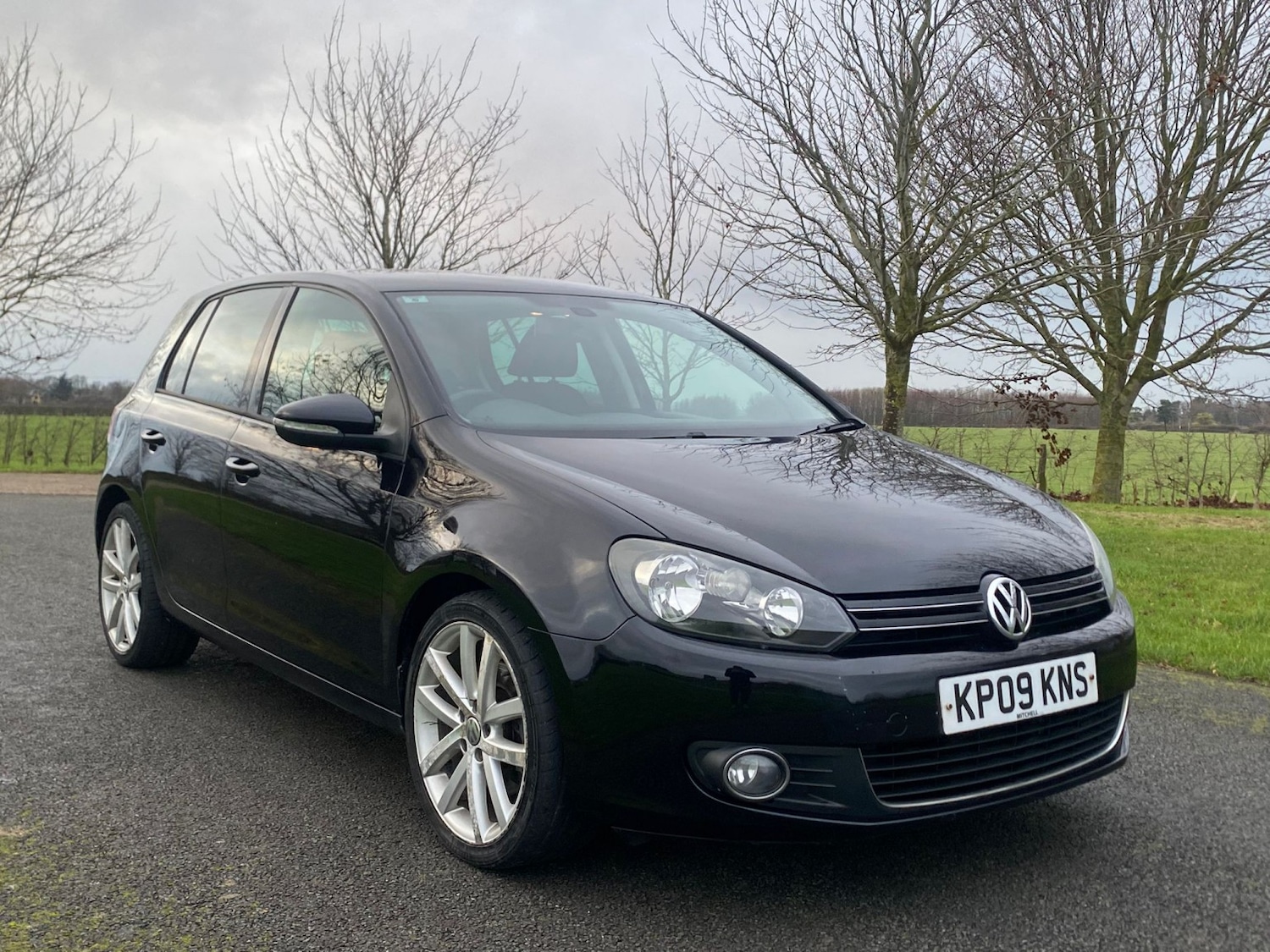 Used Volkswagen Golf 2009 for sale - 76956935: Photo 1