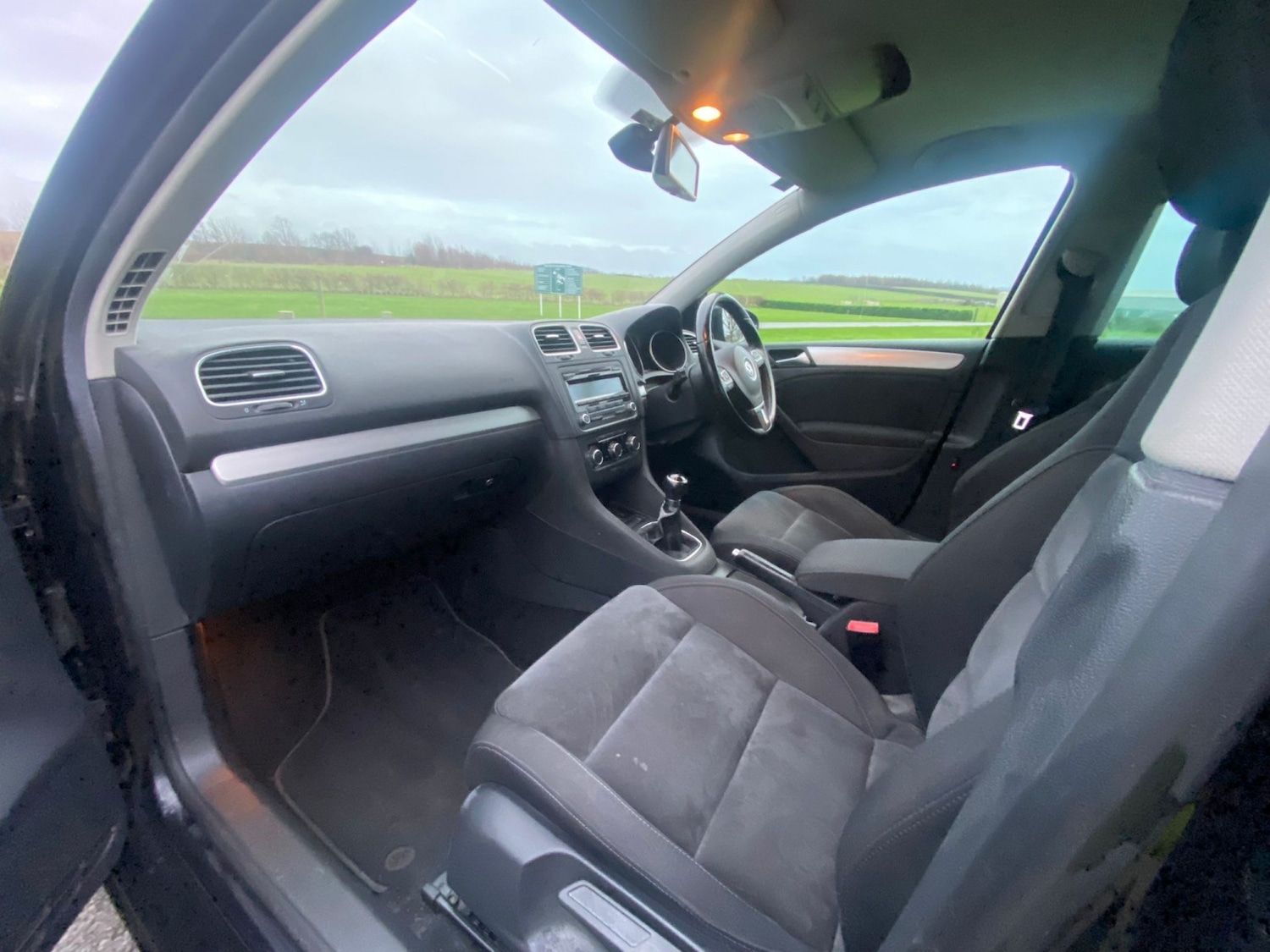 Used Volkswagen Golf 2009 for sale - 76956935: Photo 15