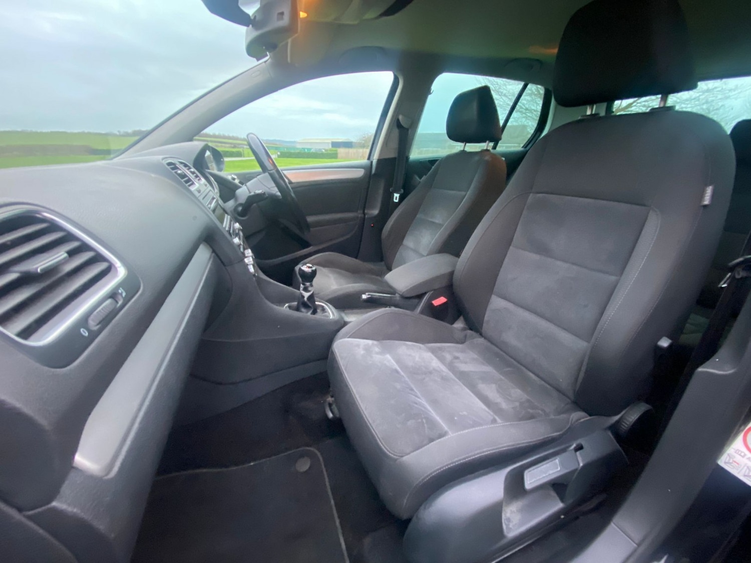 Used Volkswagen Golf 2009 for sale - 76956935: Photo 16