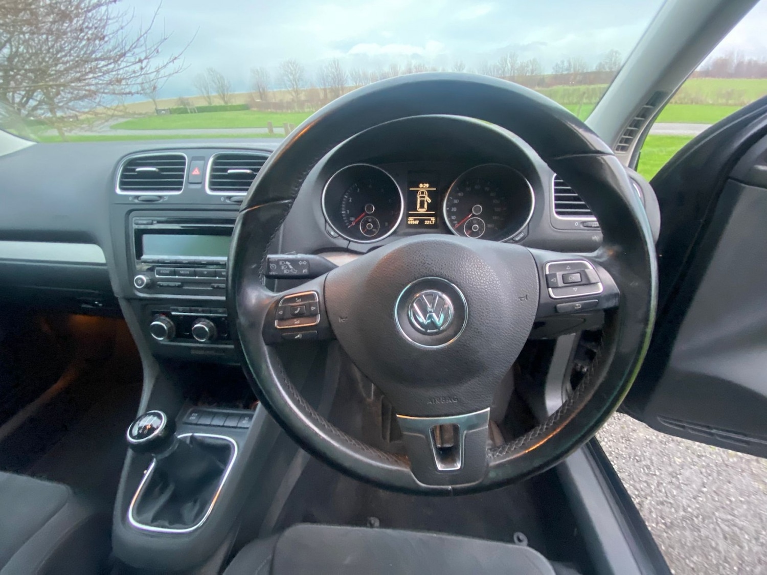 Used Volkswagen Golf 2009 for sale - 76956935: Photo 24