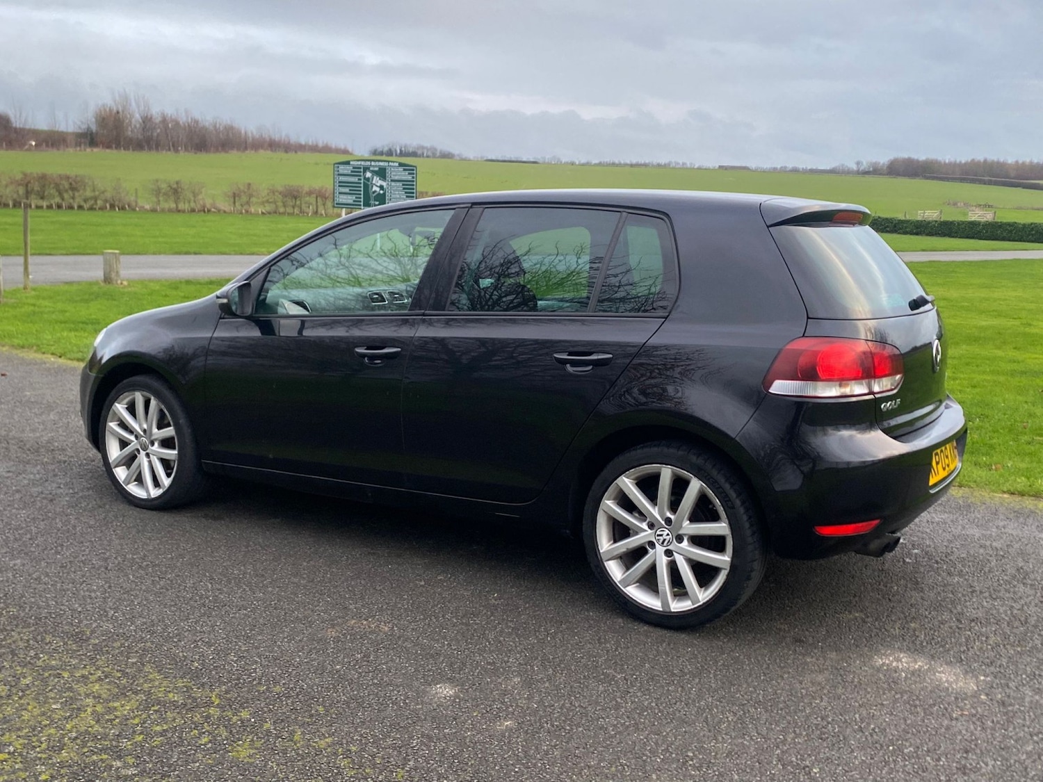 Used Volkswagen Golf 2009 for sale - 76956935: Photo 8