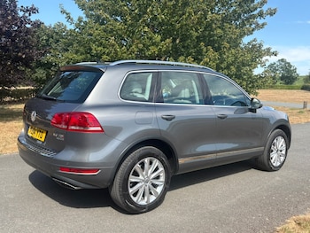 Used Volkswagen Touareg 2014 for sale - 79539681: Photo