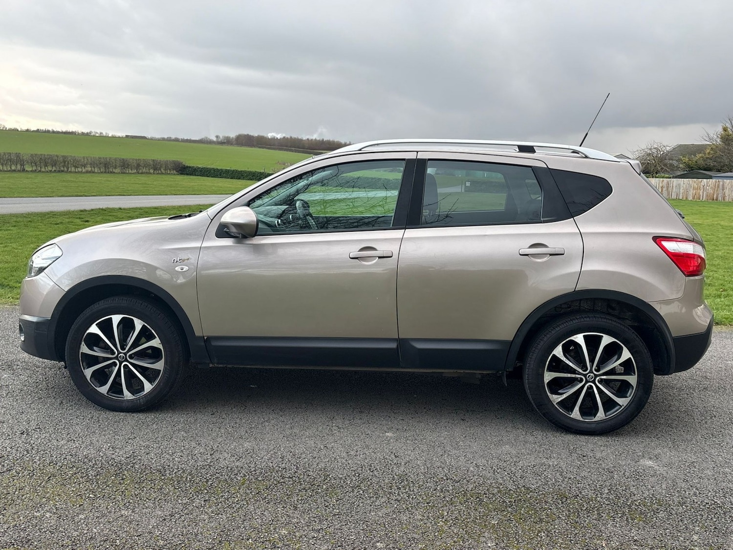 Used Nissan Qashqai 2012 for sale - 77395173: Photo 9