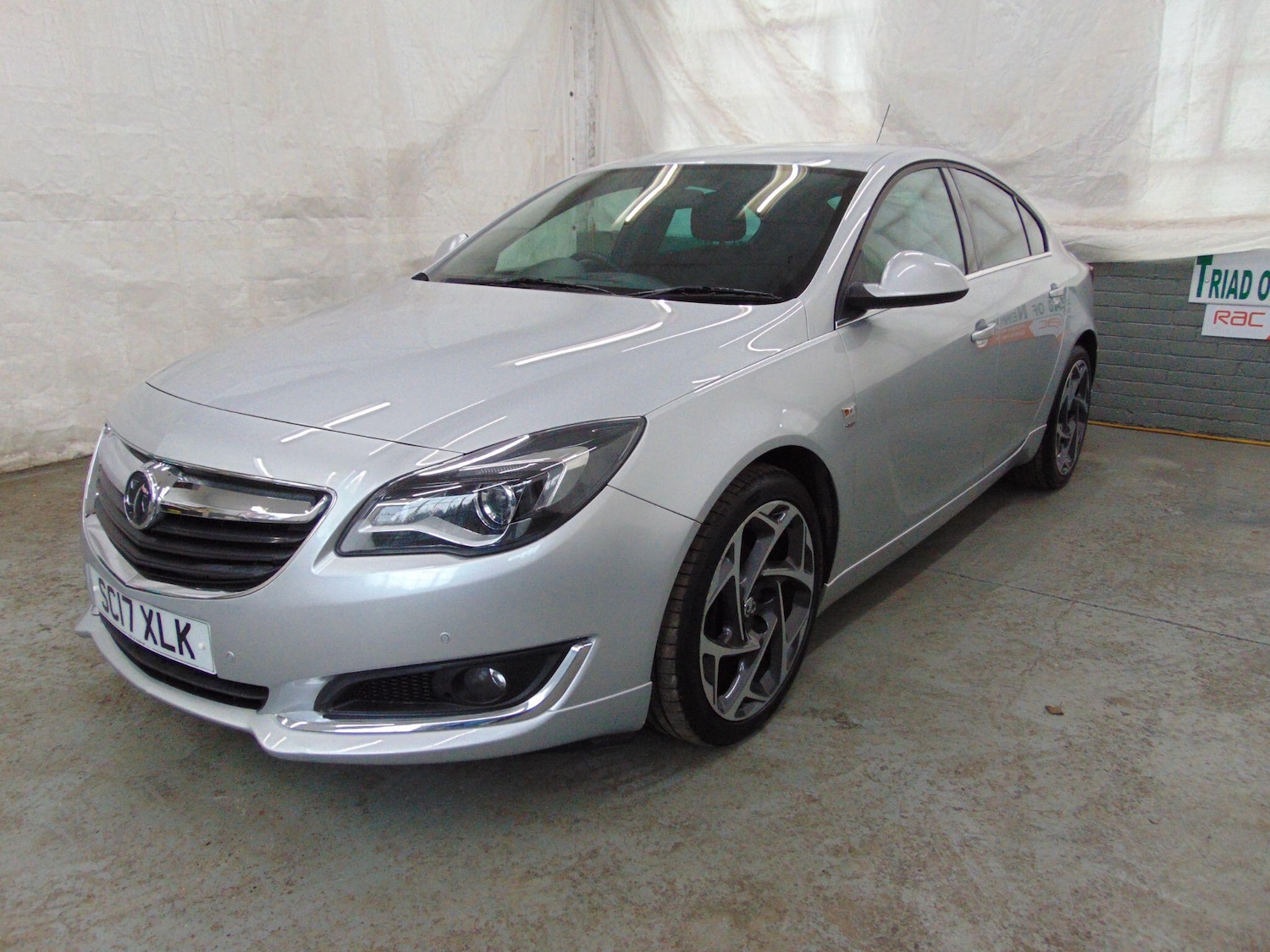 Used Vauxhall Insignia 2017 for sale - 77377132: Photo 8