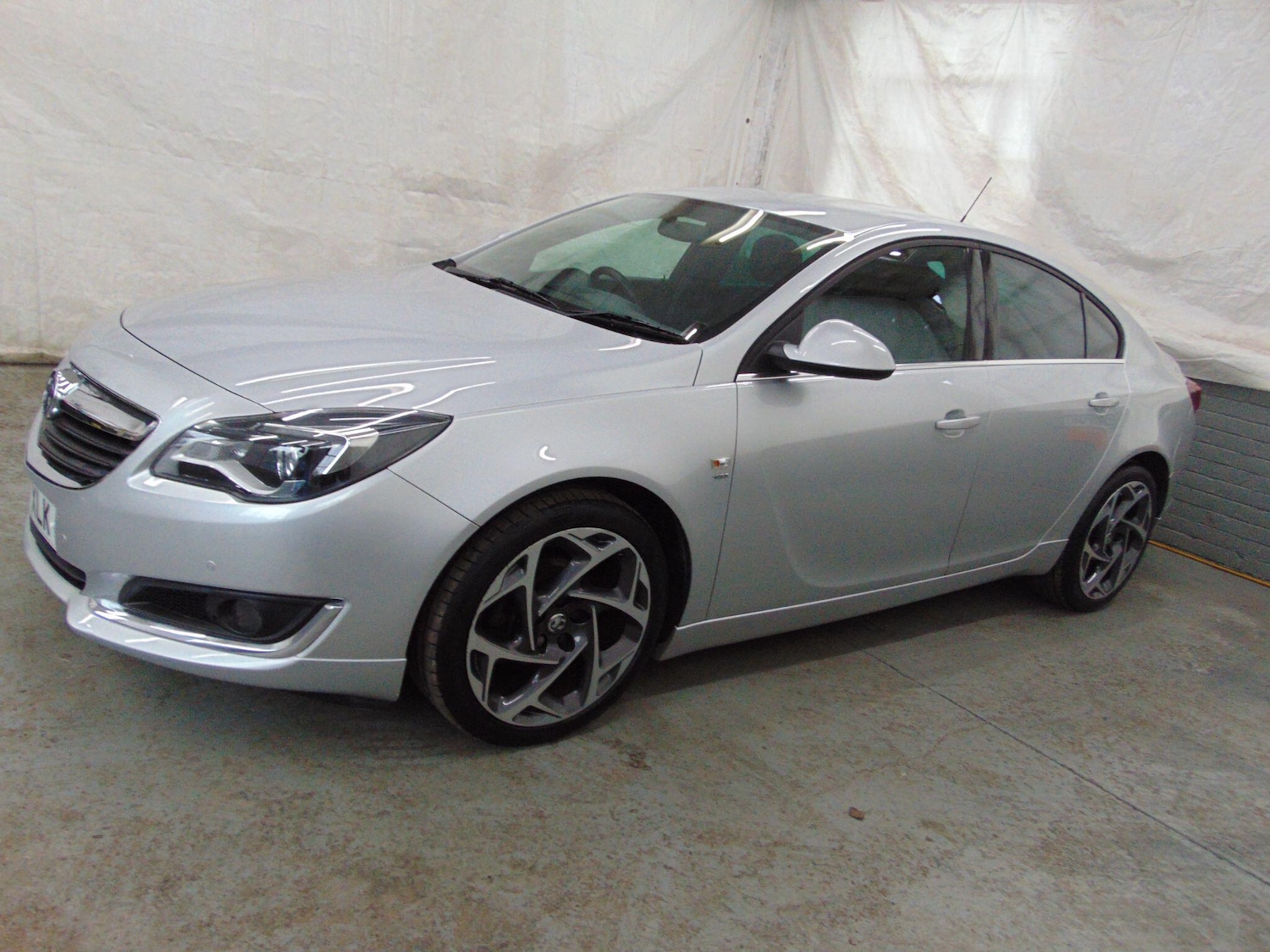 Used Vauxhall Insignia 2017 for sale - 77377132: Photo 9