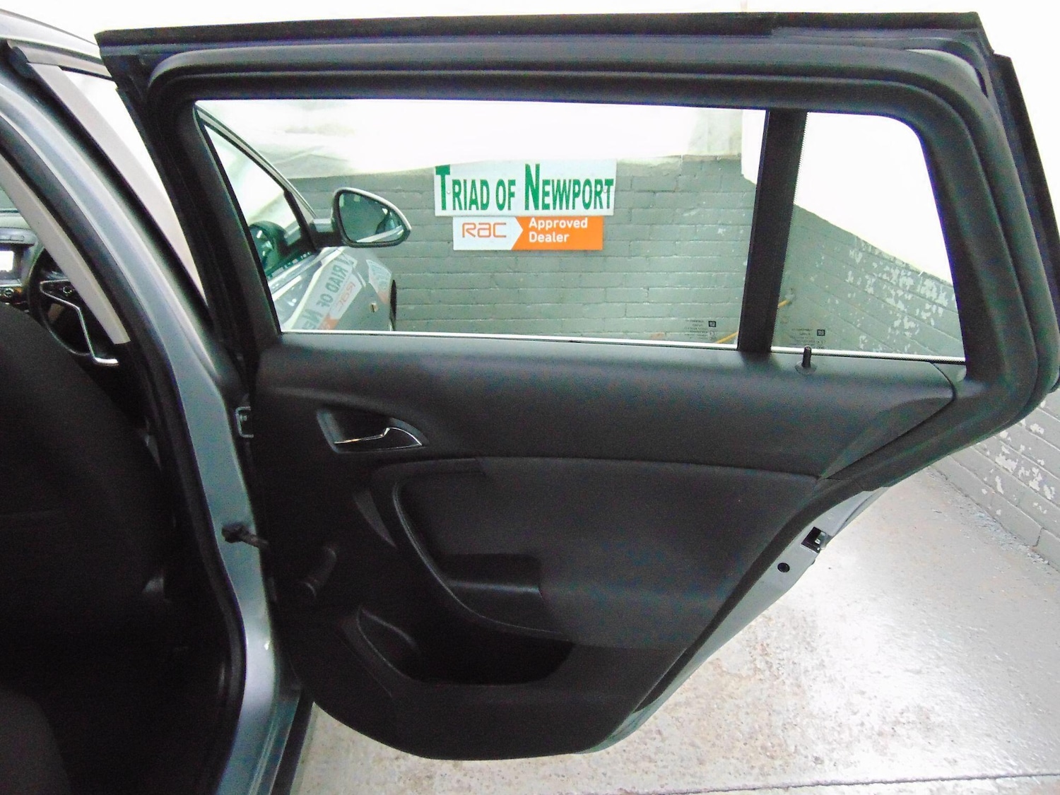 Used Vauxhall Insignia 2014 for sale - 77970170: Photo 18