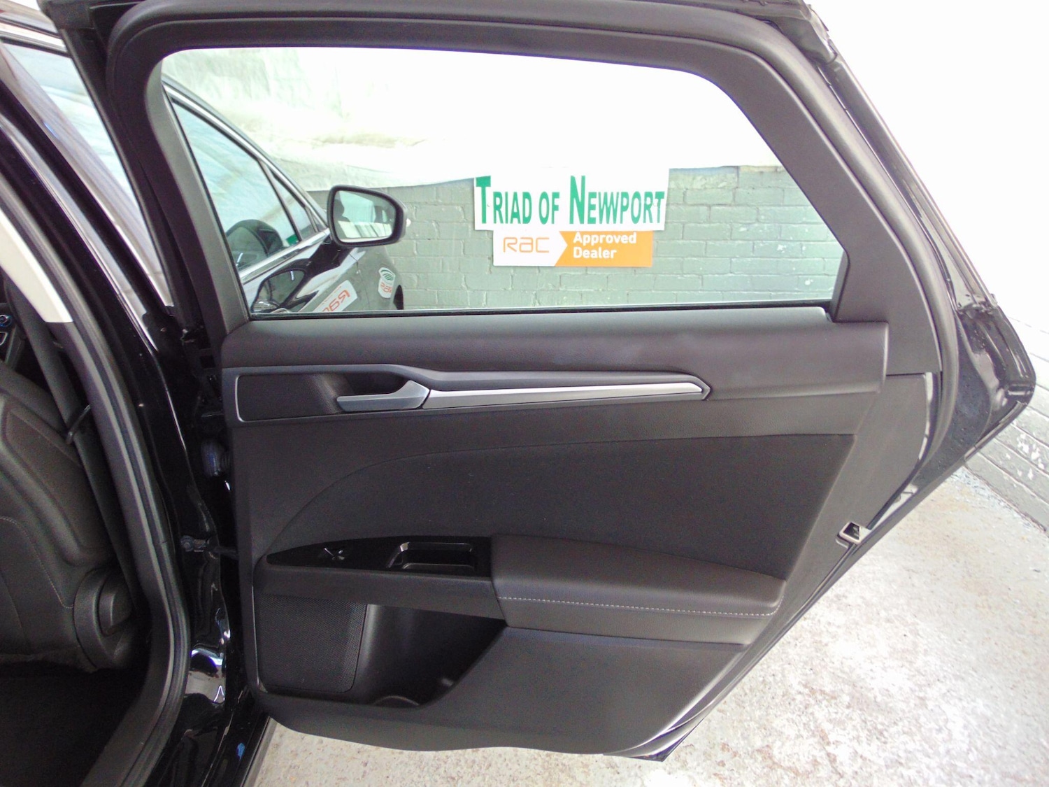 Used Ford Mondeo 2015 for sale - 77925456: Photo 18