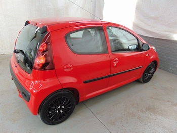 Used Peugeot 107 2013 for sale - 79132197: Photo
