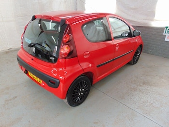 Used Peugeot 107 2013 for sale - 79132197: Photo