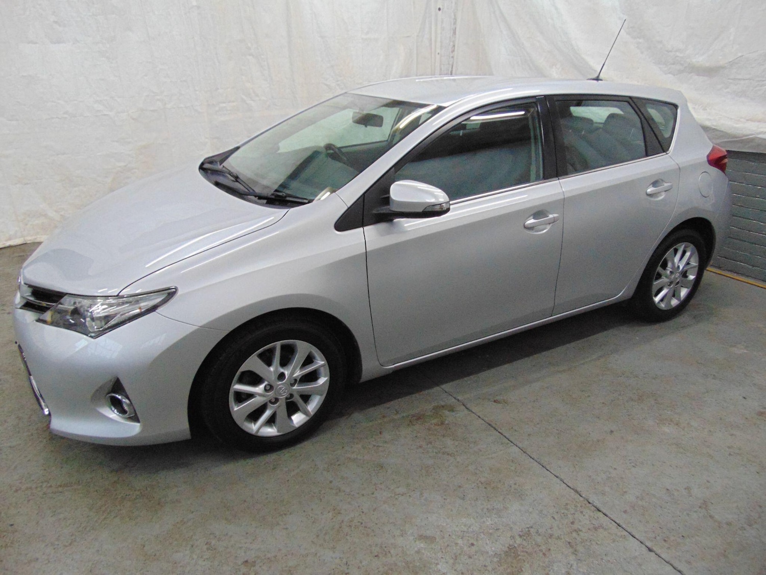 Used Toyota Auris 2014 for sale - 77290620: Photo 8
