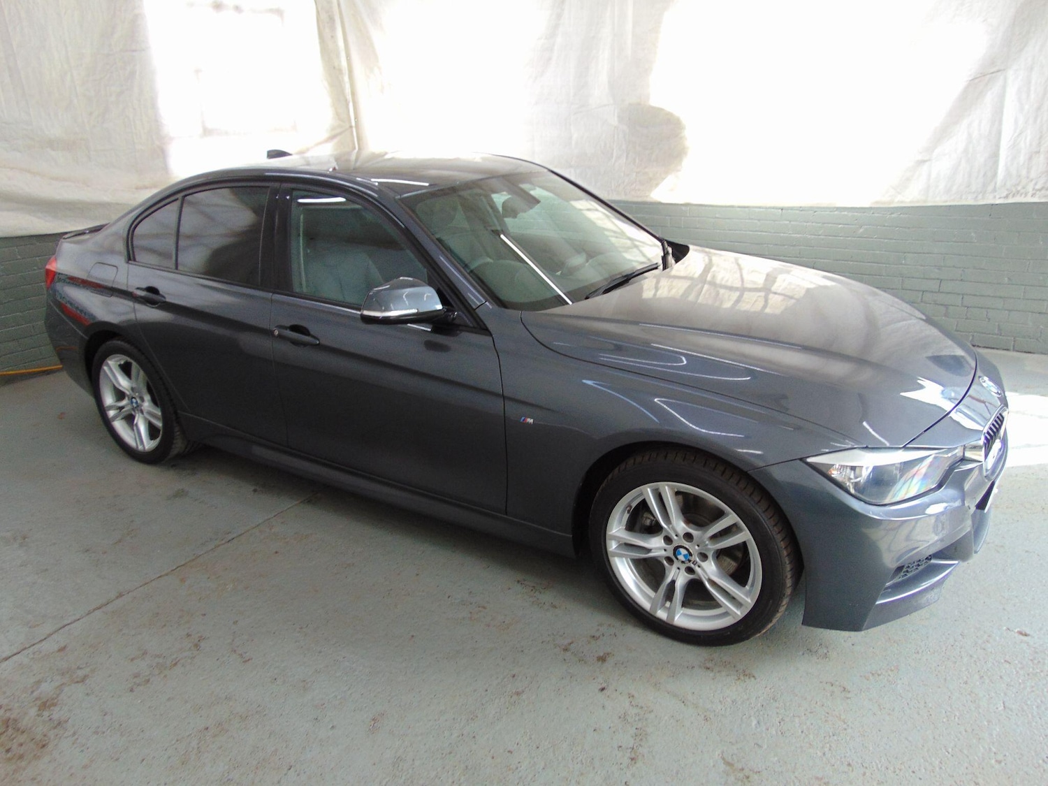 Used BMW 3 Series 2015 for sale - 76987938: Photo 2