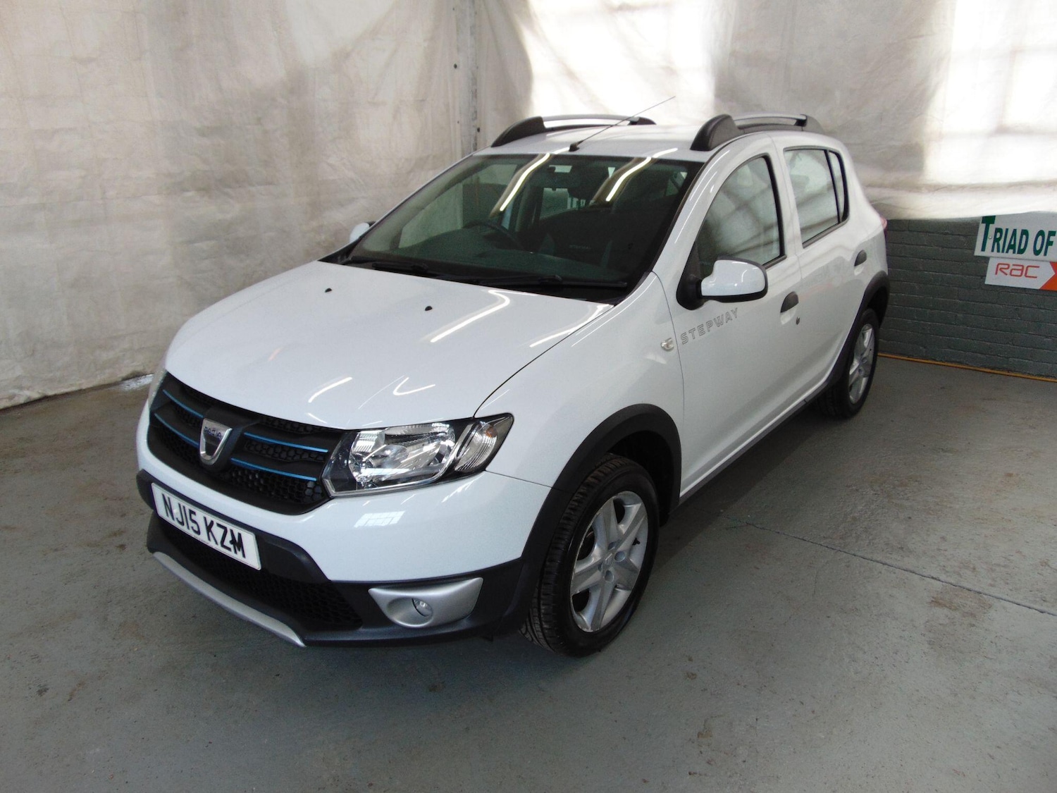 Used Dacia Sandero Stepway 2015 for sale - 76327137: Photo 10