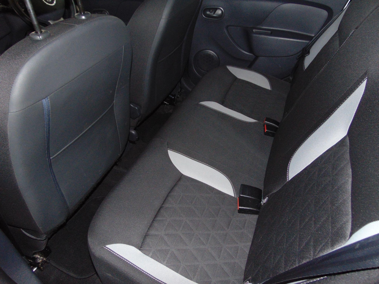 Used Dacia Sandero Stepway 2015 for sale - 76327137: Photo 18