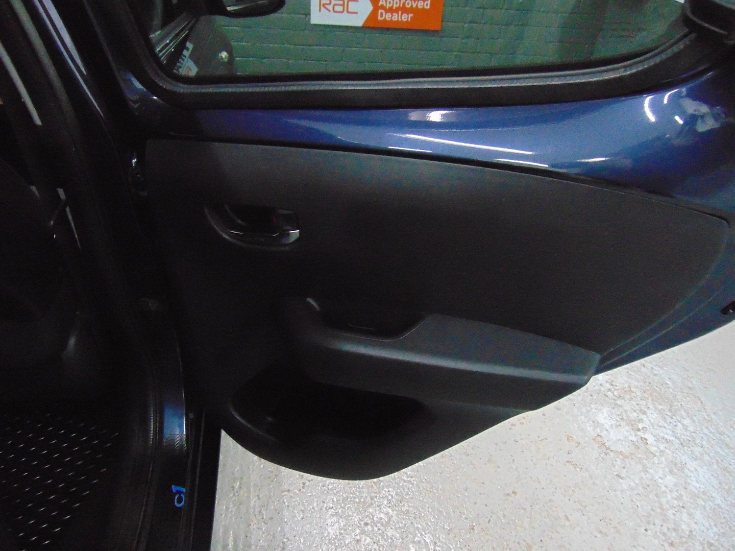 Used Citroen C1 2017 for sale - 76327243: Photo 15