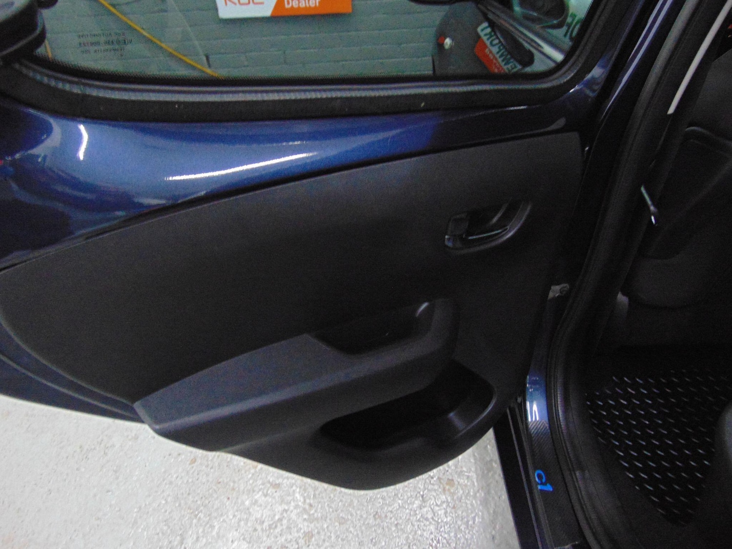 Used Citroen C1 2017 for sale - 76994541: Photo 17