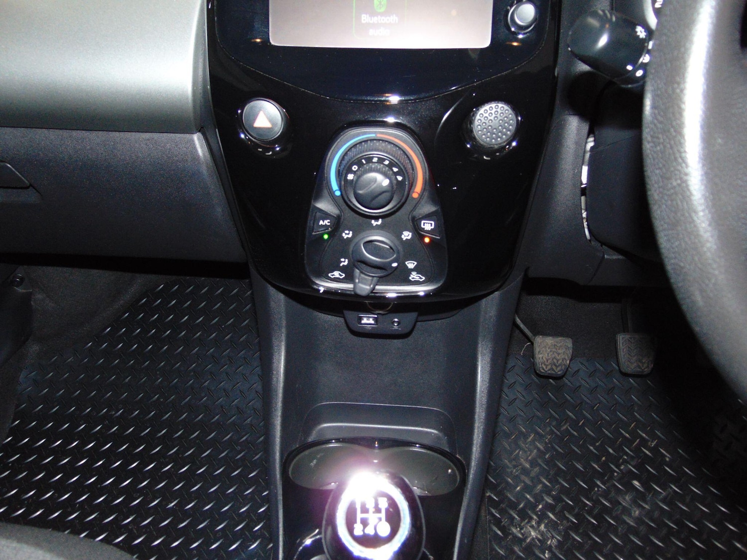 Used Citroen C1 2017 for sale - 76994541: Photo 24