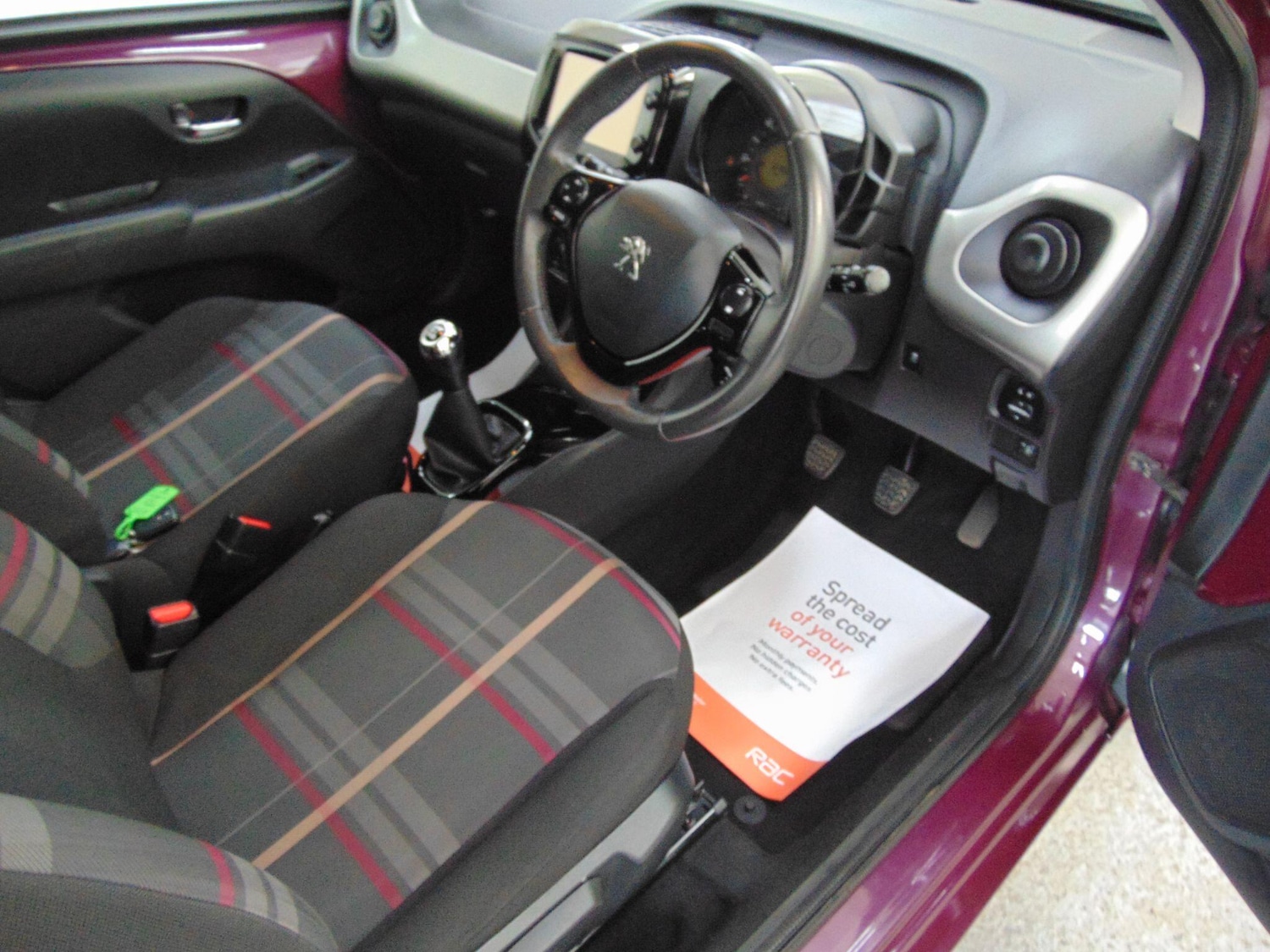 Used Peugeot 108 2015 for sale - 77510594: Photo 15