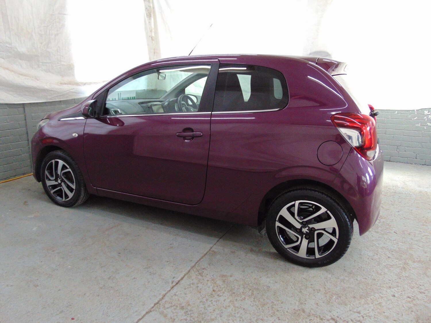 Used Peugeot 108 2015 for sale - 77510594: Photo 4