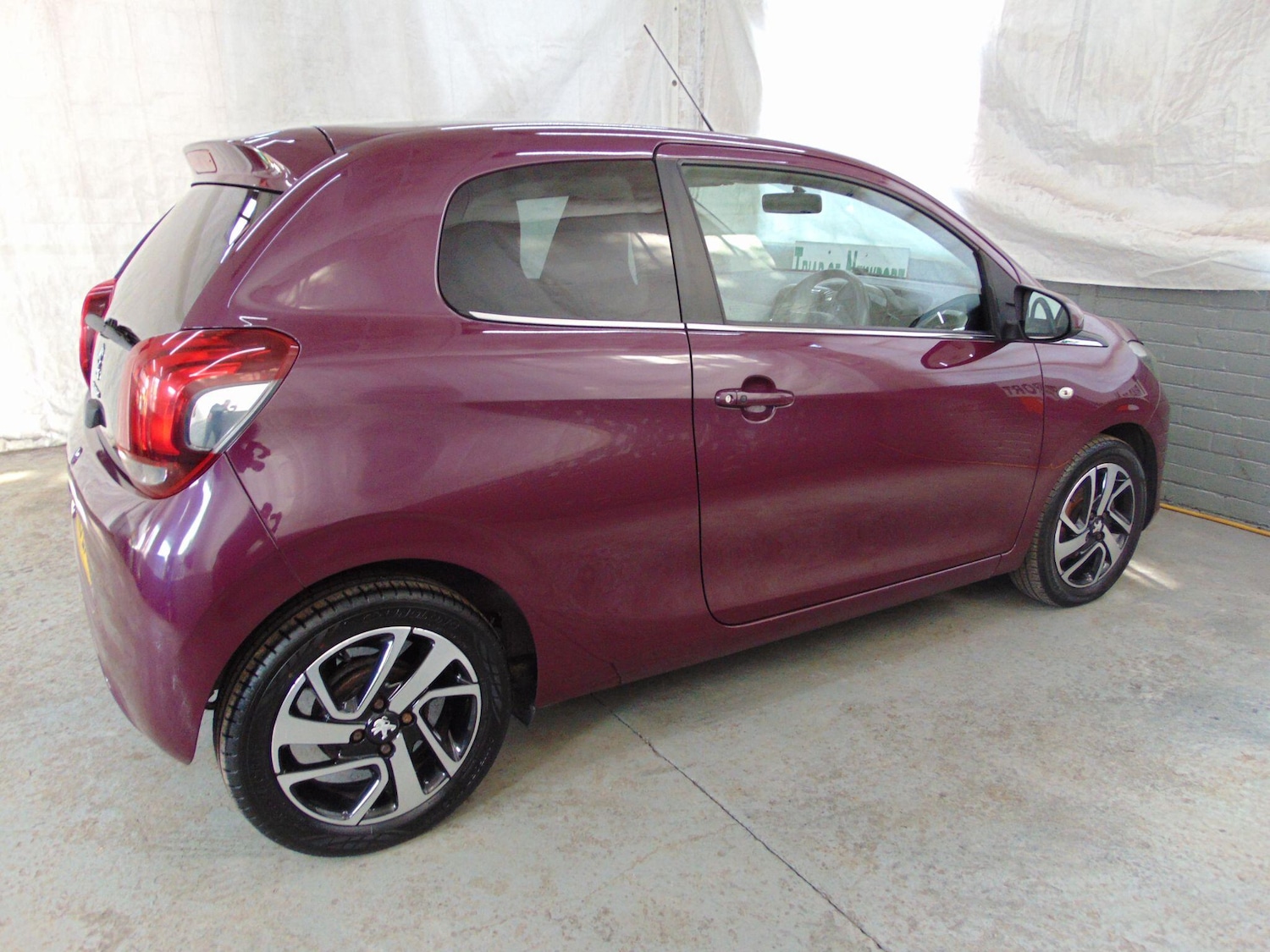 Used Peugeot 108 2015 for sale - 77510594: Photo 7