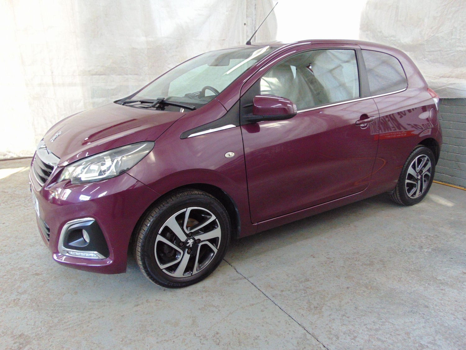 Used Peugeot 108 2015 for sale - 77510594: Photo 8