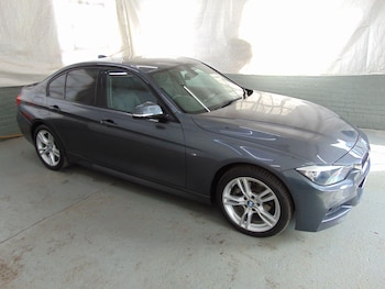 Used BMW 3 Series 2015 for sale - 76012068: Photo