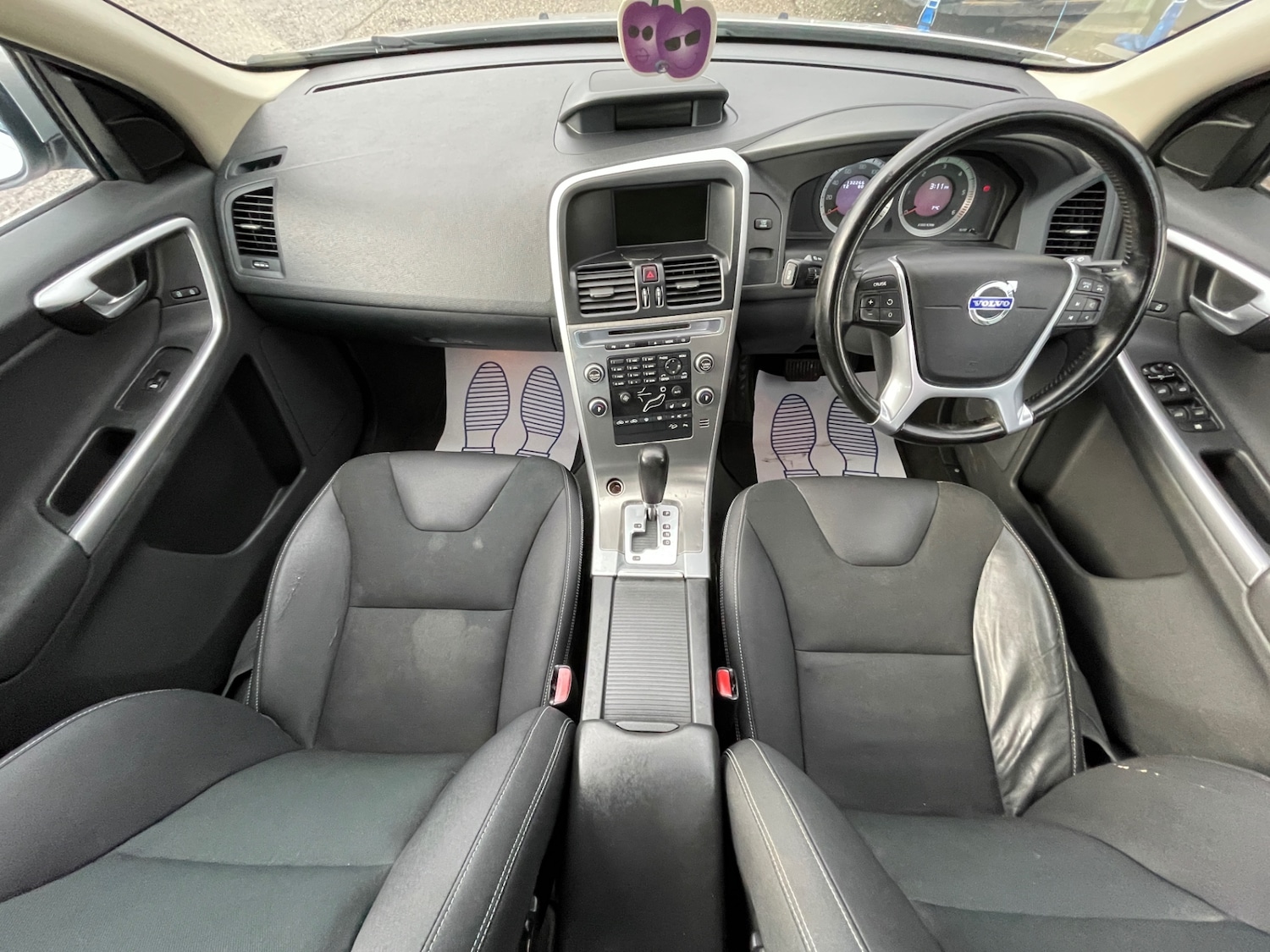 Used Volvo XC60 2009 for sale - 77003723: Photo 10