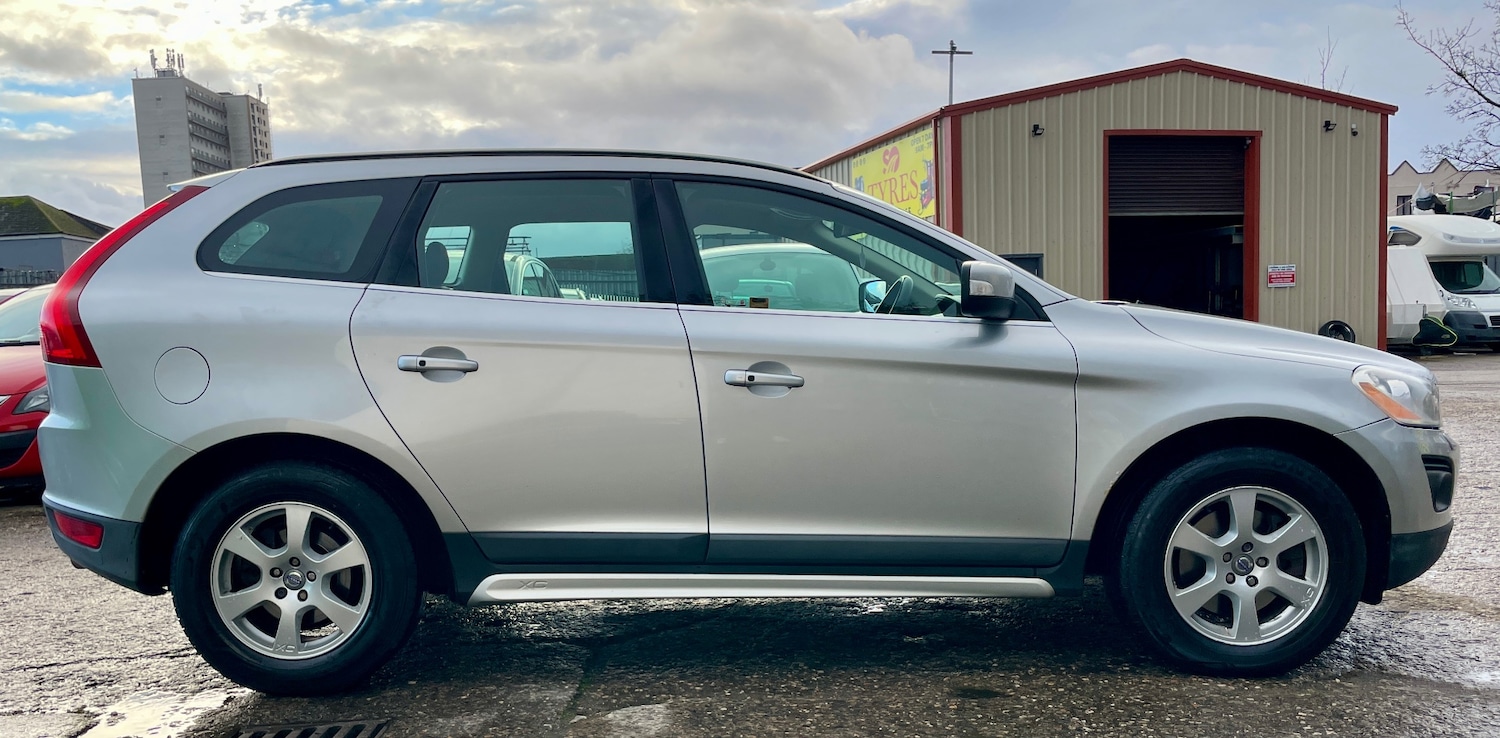 Used Volvo XC60 2009 for sale - 77003723: Photo 16