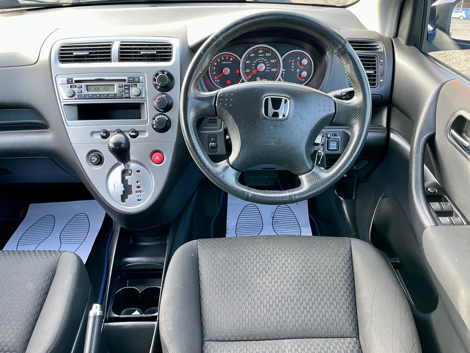 Used Honda Civic 2004 for sale - 77833605: Photo 14