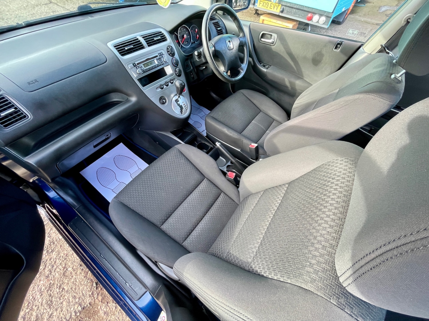 Used Honda Civic 2004 for sale - 77833605: Photo 17