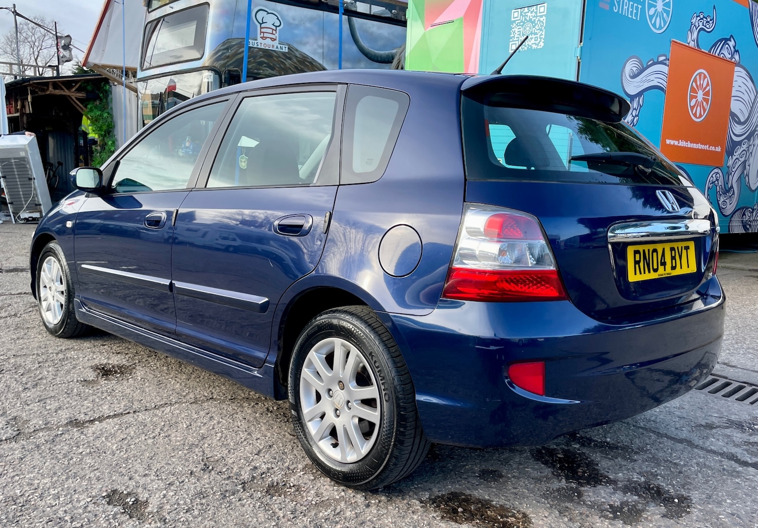 Used Honda Civic 2004 for sale - 77833605: Photo 3