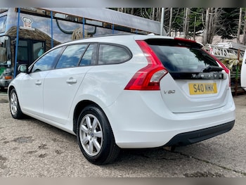 Used Volvo V60 2012 for sale - 78885677: Photo