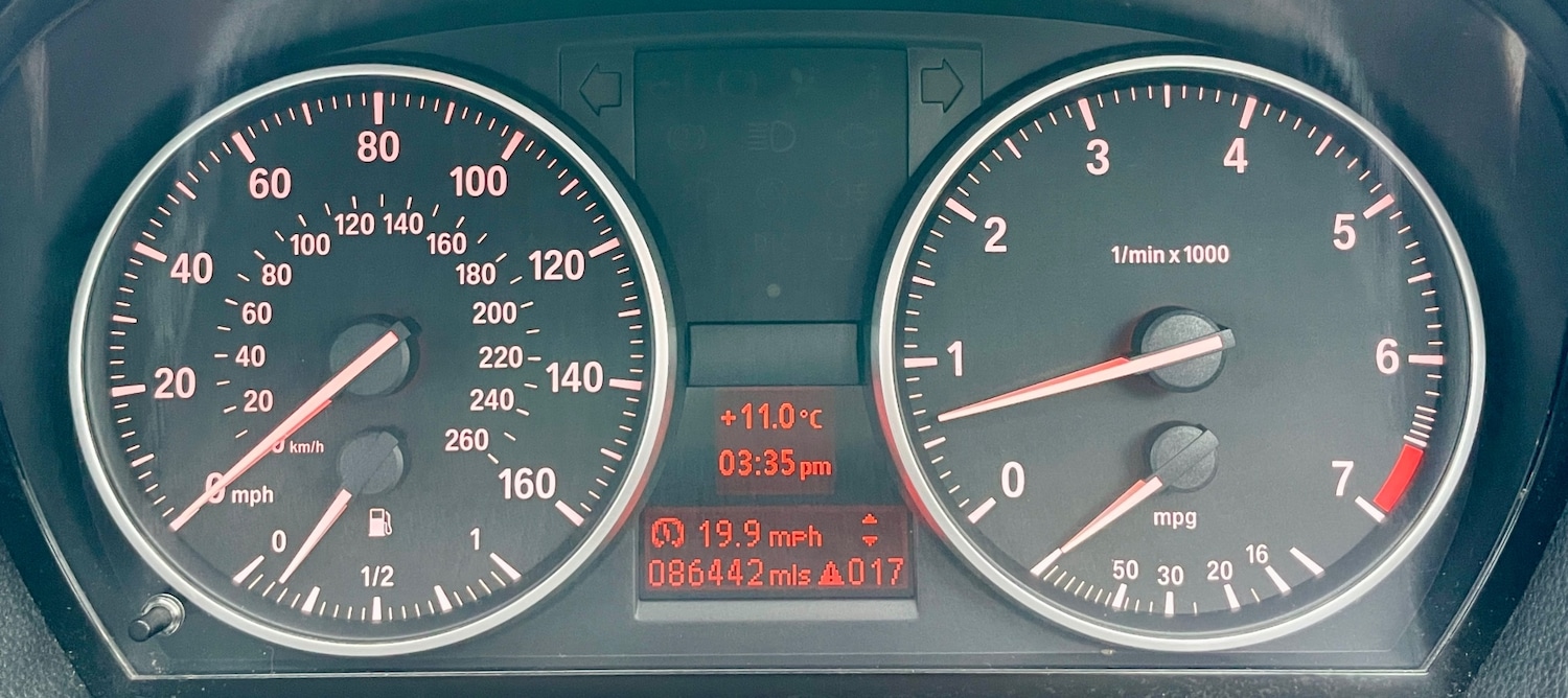 Used BMW 3 Series 2010 for sale - 77819098: Photo 19