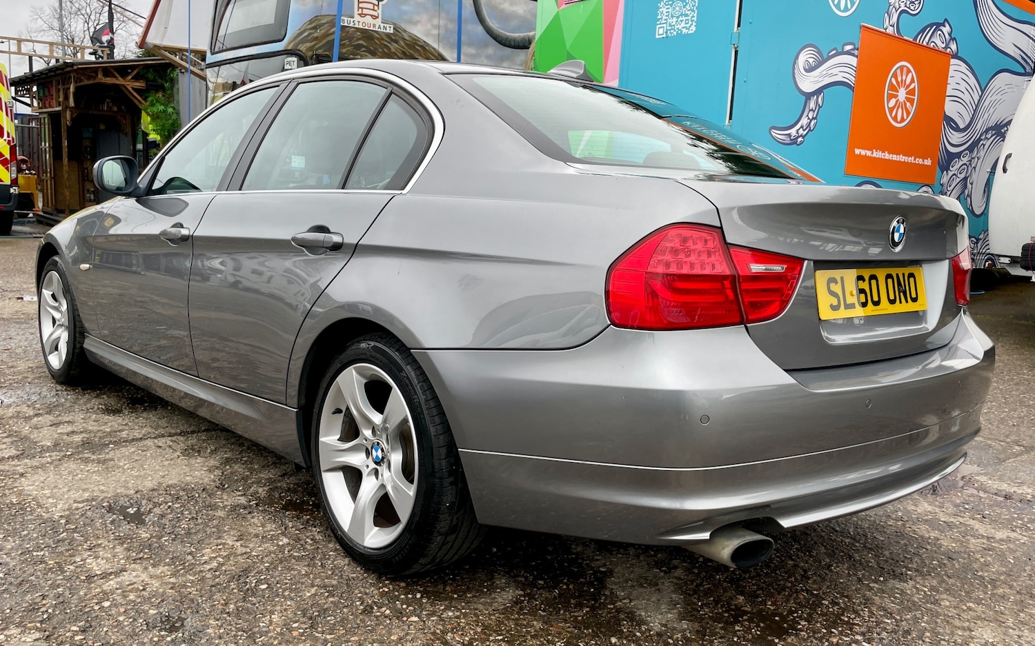 Used BMW 3 Series 2010 for sale - 77819098: Photo 2