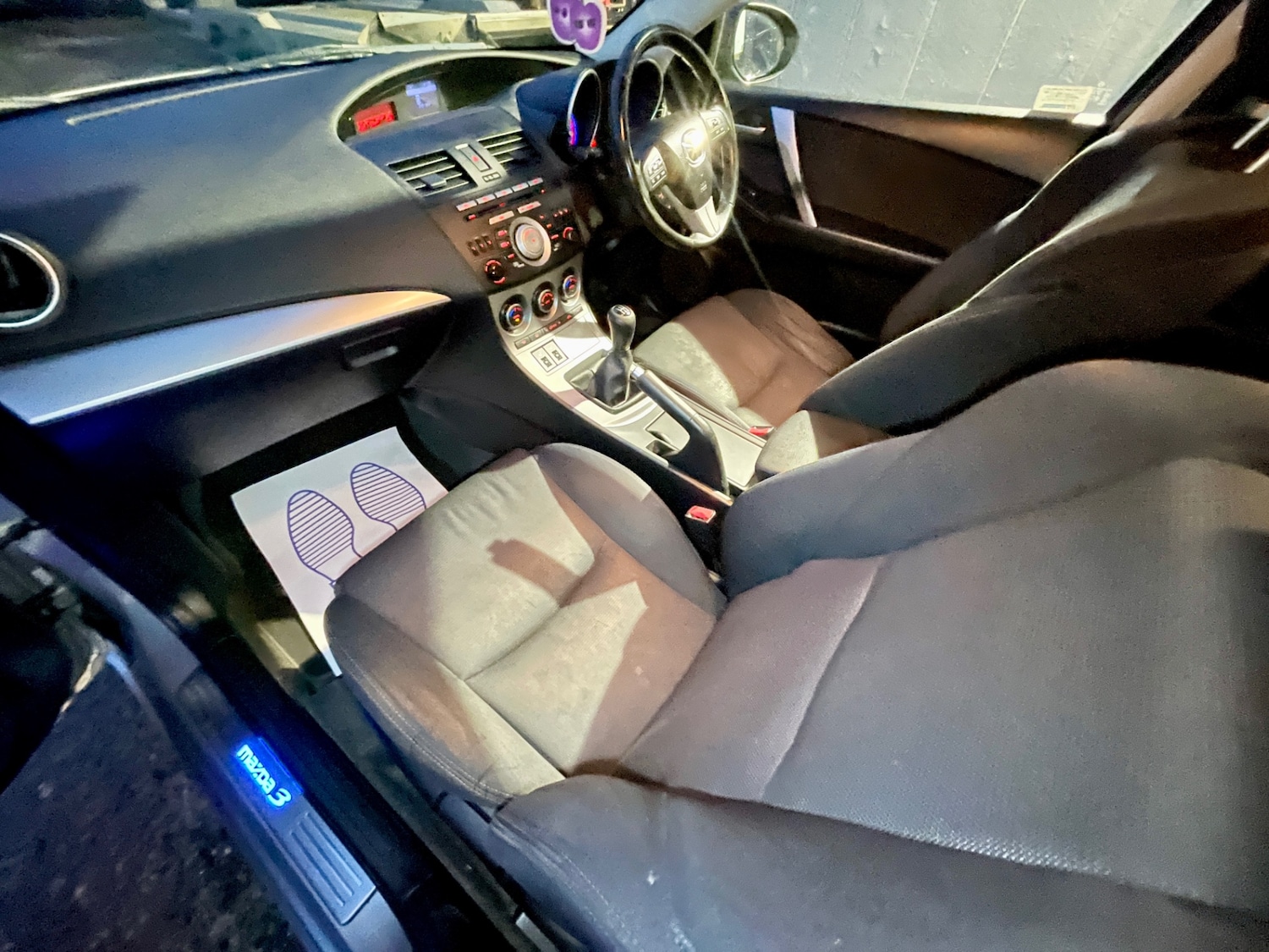 Used Mazda Mazda3 2011 for sale - 76985140: Photo 15