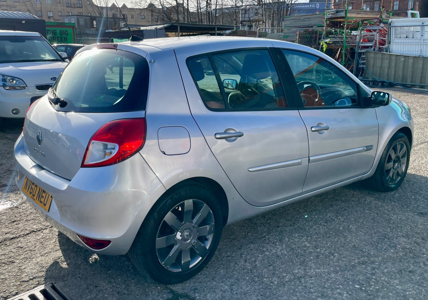 Renault Clio 2010 (60) - 1.2 16V Dynamique TomTom 5dr - Image 3