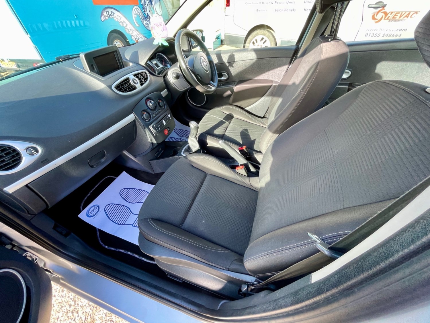 Renault Clio 2010 (60) - 1.2 16V Dynamique TomTom 5dr - Image 9