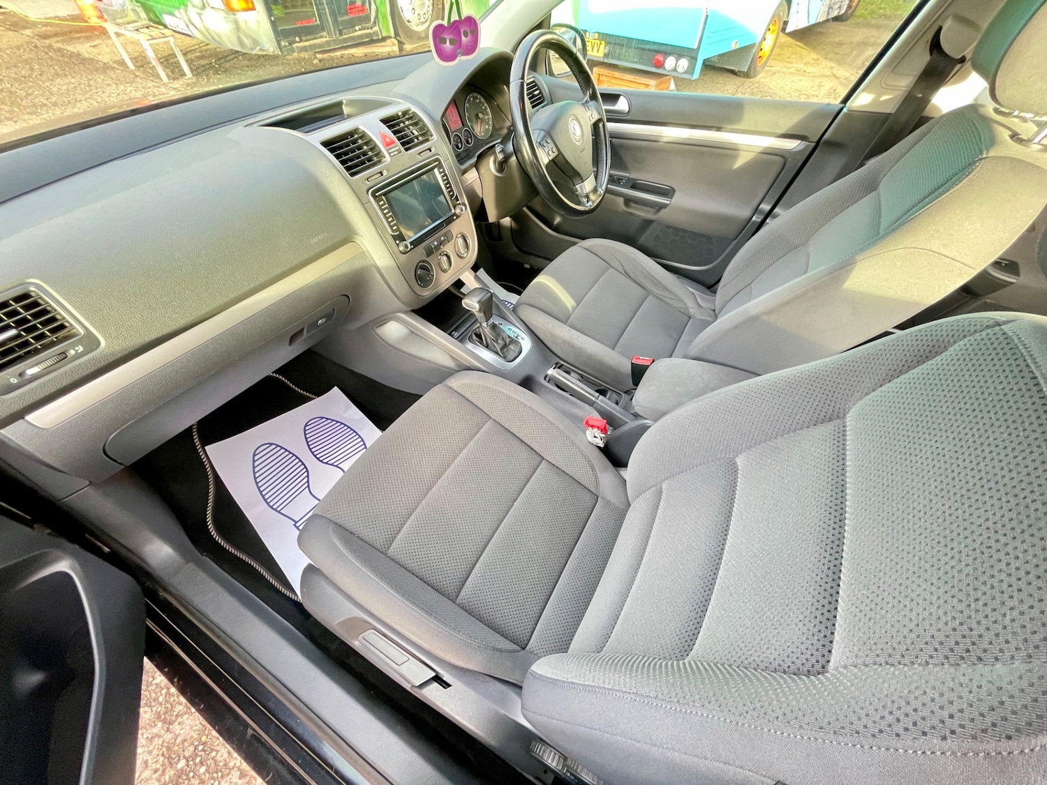 Used Volkswagen Golf 2009 for sale - 76958065: Photo 16