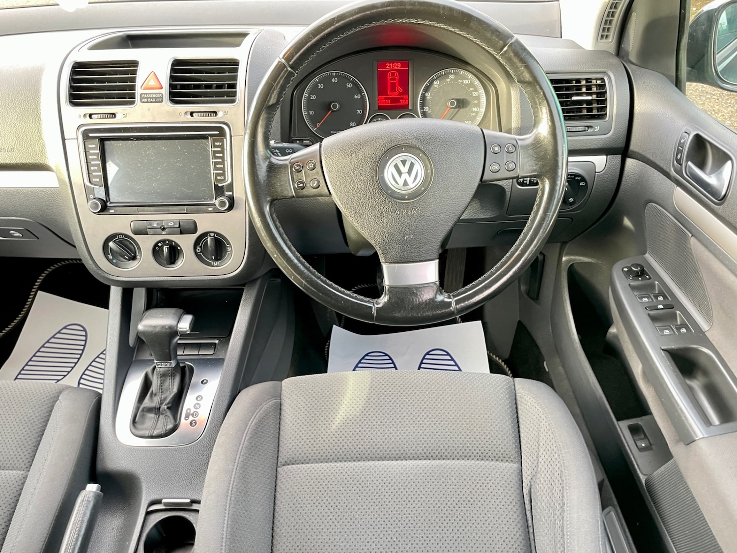 Used Volkswagen Golf 2009 for sale - 76958065: Photo 4