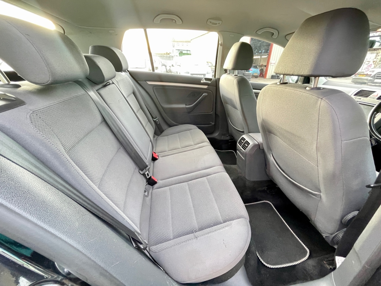 Used Volkswagen Golf 2009 for sale - 76958065: Photo 6