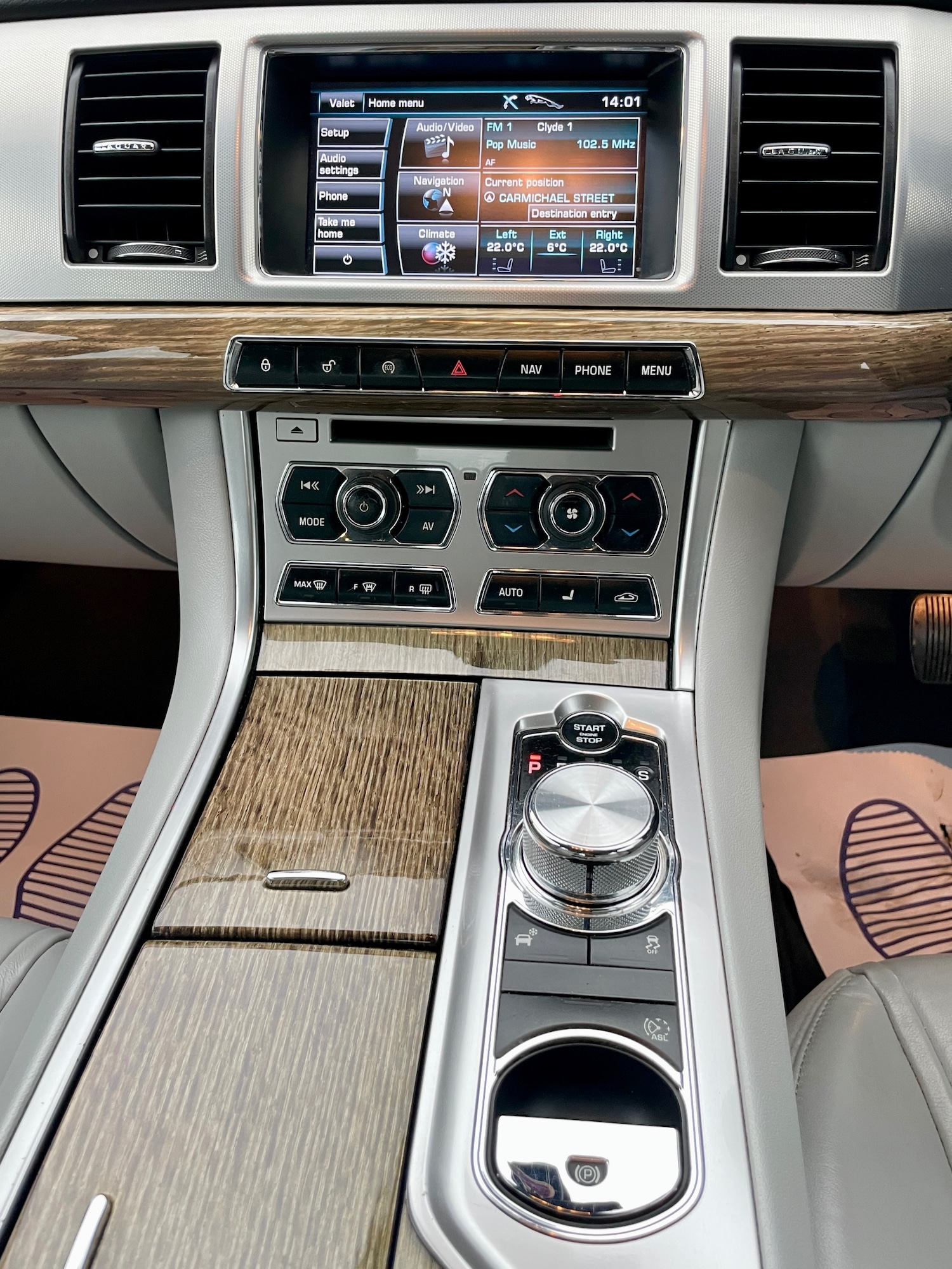 Used Jaguar XF 2013 for sale - 76709652: Photo 5