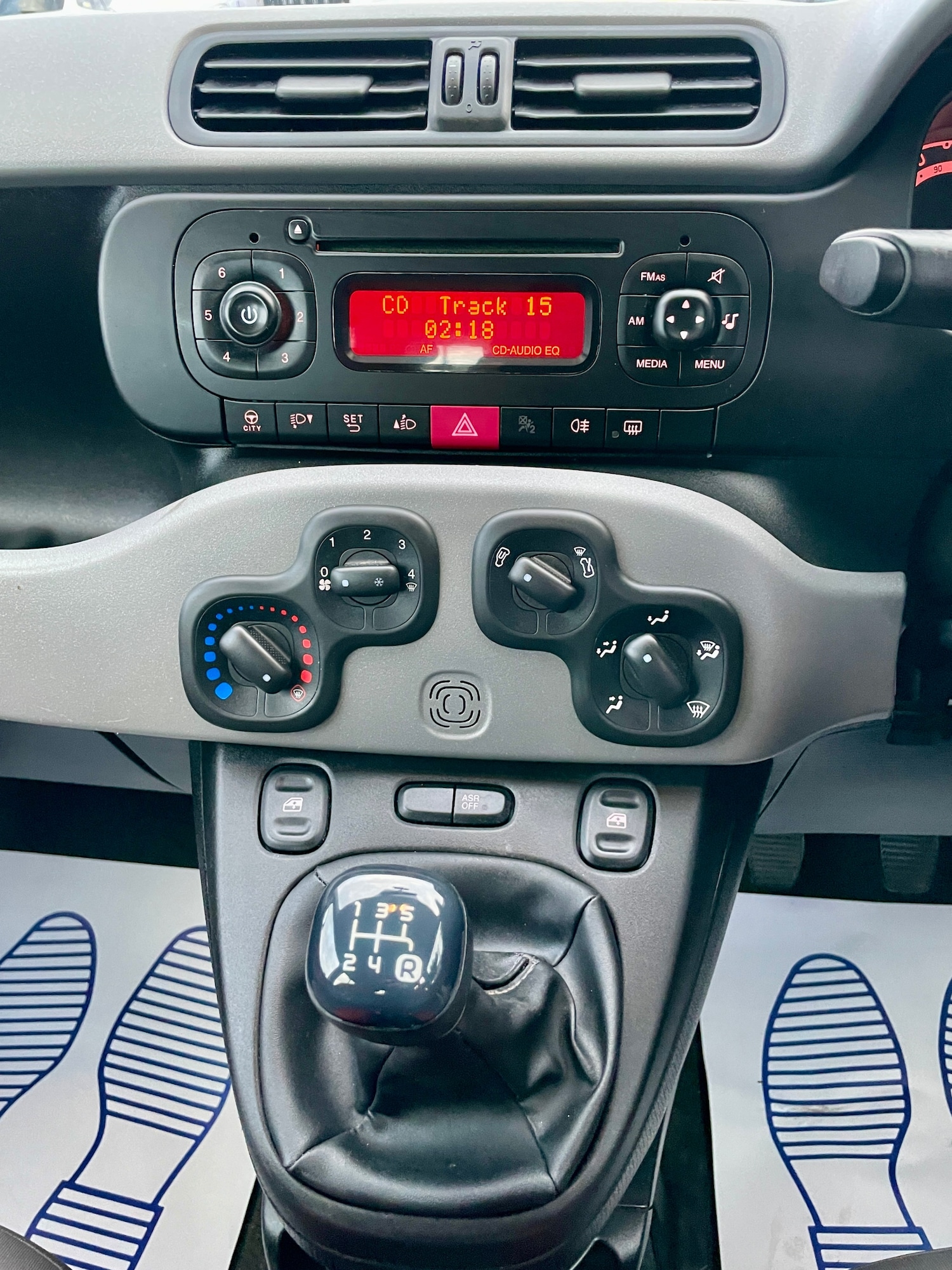 Used Fiat Panda 2015 for sale - 77261273: Photo 16