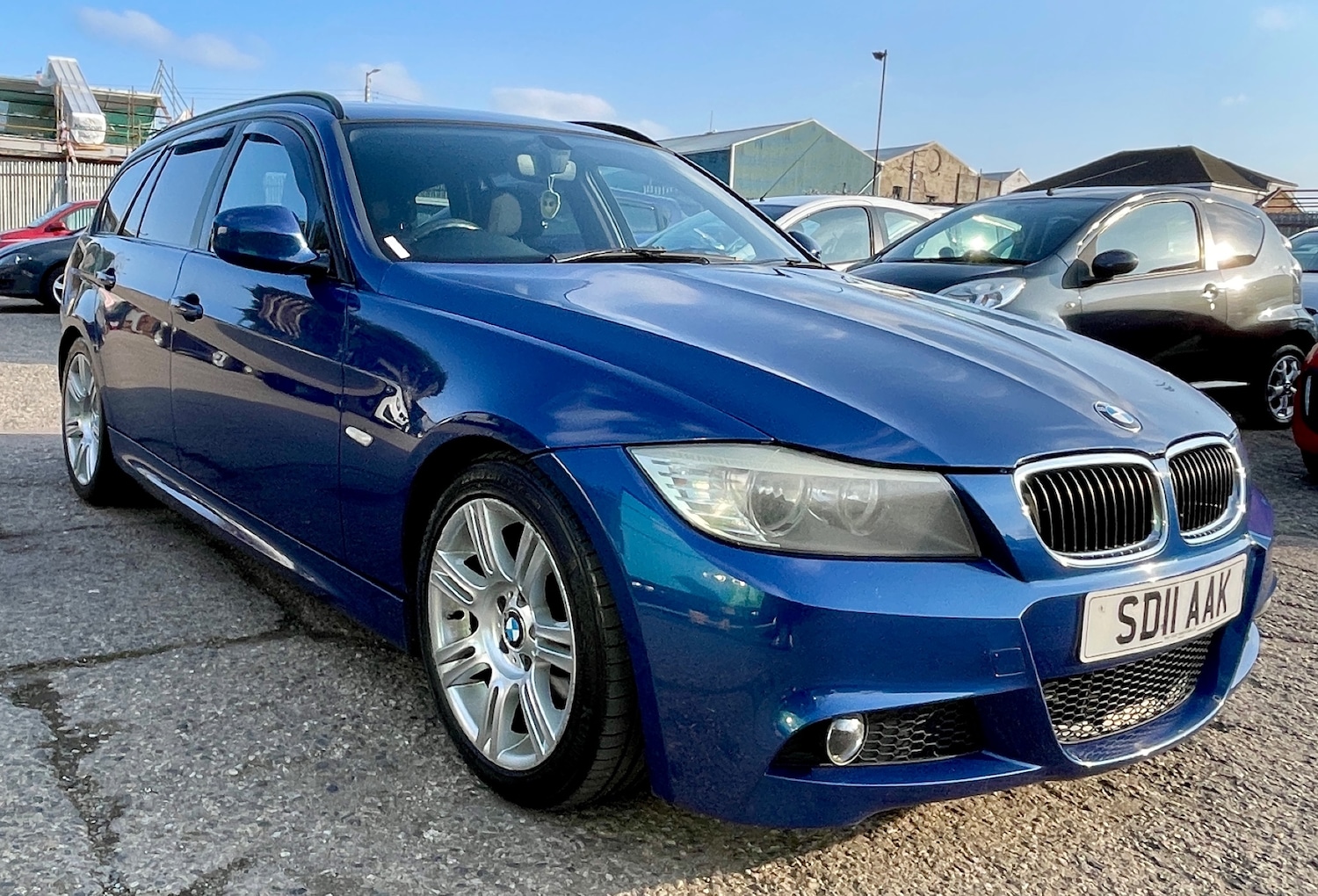 Used BMW 3 Series 2011 for sale - 77747336: Photo 1