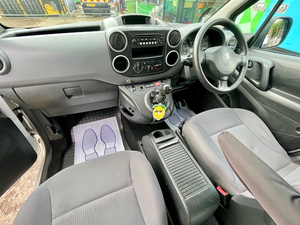 Used Peugeot Partner 2014 for sale - 76182282: Photo 17