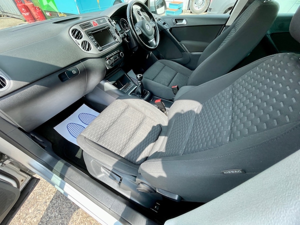 Used Volkswagen Tiguan 2011 for sale - 74928132: Photo 20