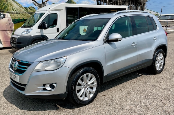 Used Volkswagen Tiguan 2011 for sale - 74928132: Photo 3