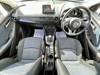 Used Mazda Mazda2 2016 for sale - 78403020: Photo