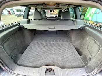 Used Volvo V50 2010 for sale - 77791066: Photo