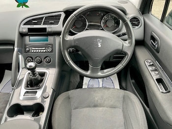 Used Peugeot 3008 2013 for sale - 76028286: Photo 2