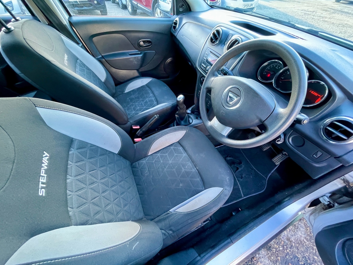 Used Dacia Sandero Stepway 2014 for sale - 77545326: Photo 14