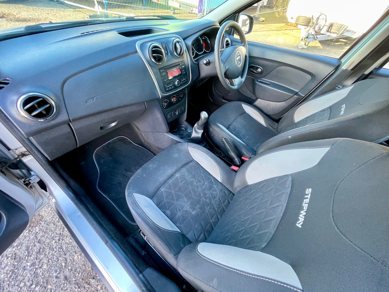 Used Dacia Sandero Stepway 2014 for sale - 77545326: Photo 18